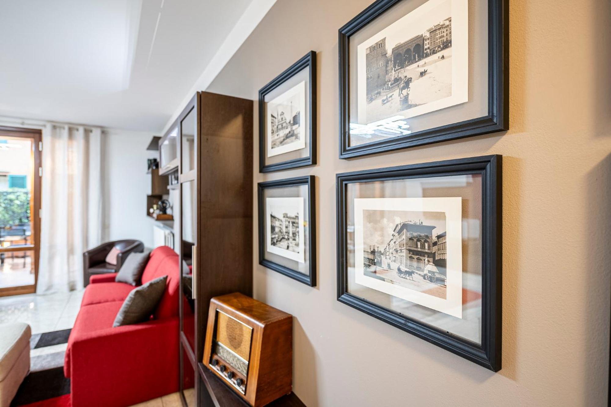 "Once Upon A Time" Cherubini Palace Thematic Apartments Free Parking Firenze Bagian luar foto